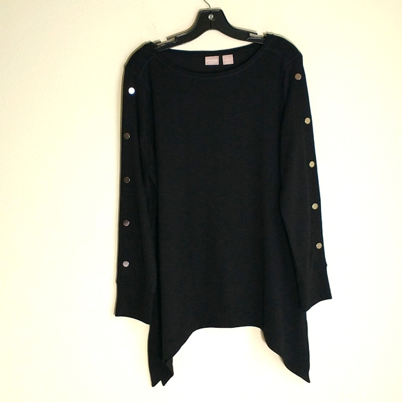Chico's Sweaters - Chico's black Long sleeve pullover shark bite hem